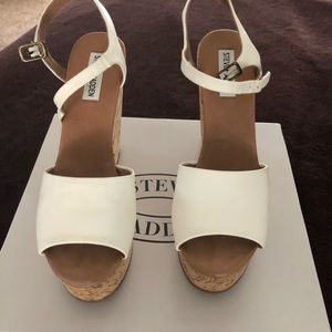 Steve Madden White Wedges